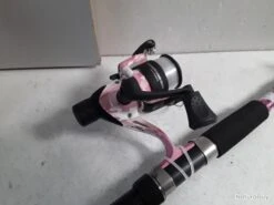 9359 CANNE TÉLESCOPIQUE MITCHELL TANAGER CAMO 2 ROSE 2M40 NEUF -Mitchell 00005 9359 CANNE TELESCOPIQUE MITCHELL TANAGER CAMO 2 ROSE 2M40 NEUF